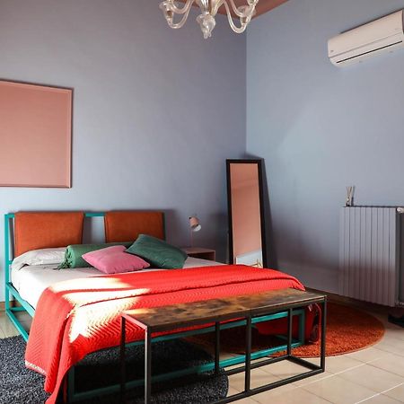 The Colors House Apartamento Bari Exterior foto