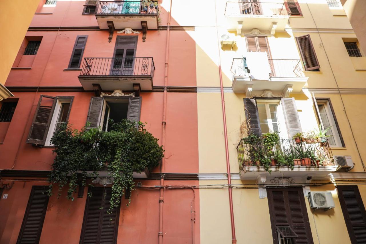The Colors House Apartamento Bari Exterior foto