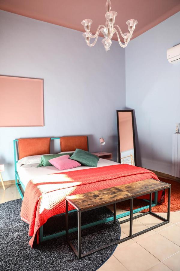 The Colors House Apartamento Bari Exterior foto