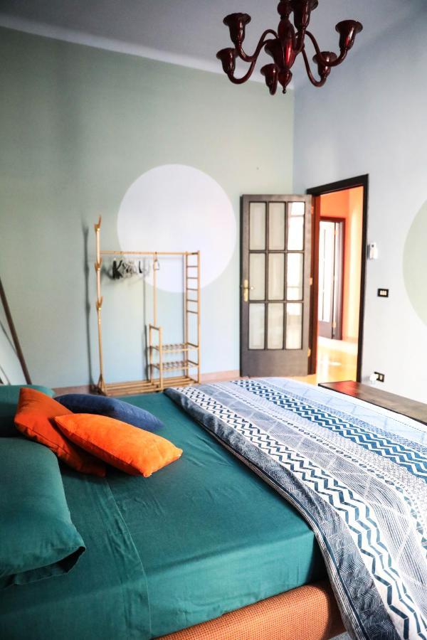 The Colors House Apartamento Bari Exterior foto